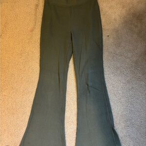 Aerie Olive Textured Knit Sweater